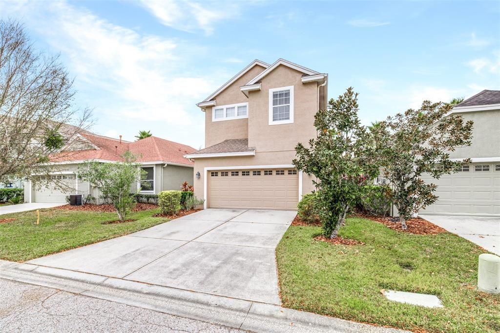 For Sale: $349,000 (4 beds, 2 baths, 1823 Square Feet)