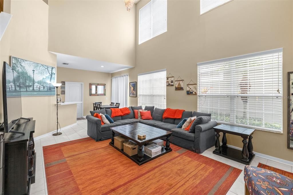 For Sale: $349,000 (4 beds, 2 baths, 1823 Square Feet)