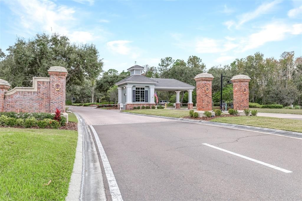 For Sale: $349,000 (4 beds, 2 baths, 1823 Square Feet)