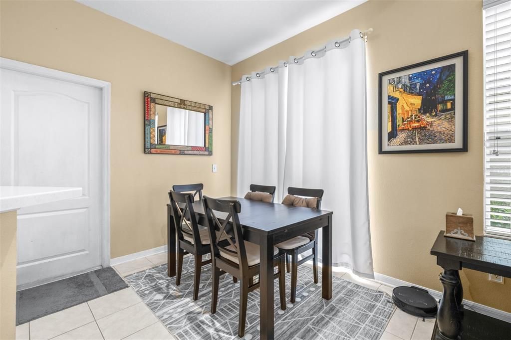For Sale: $349,000 (4 beds, 2 baths, 1823 Square Feet)