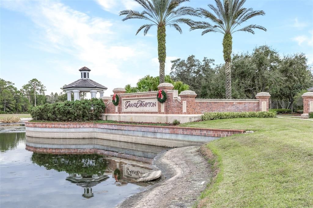 For Sale: $349,000 (4 beds, 2 baths, 1823 Square Feet)