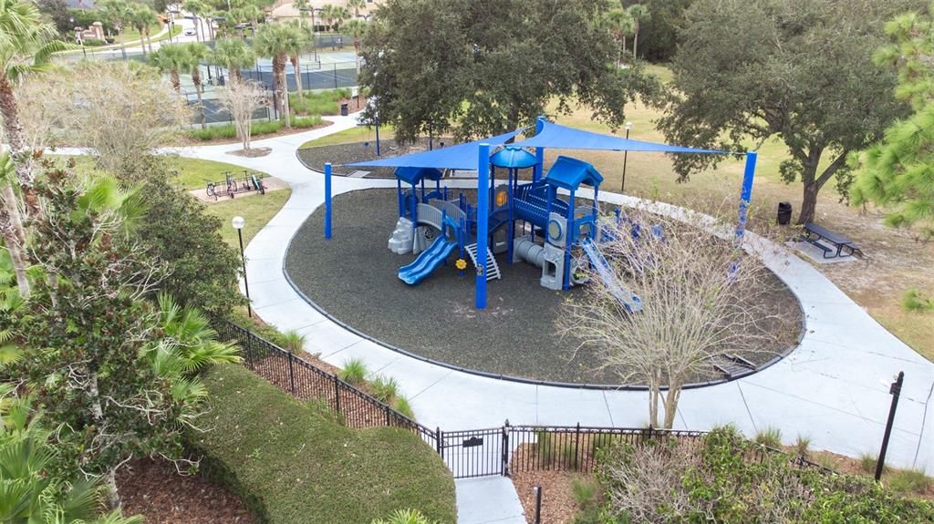 For Sale: $349,000 (4 beds, 2 baths, 1823 Square Feet)