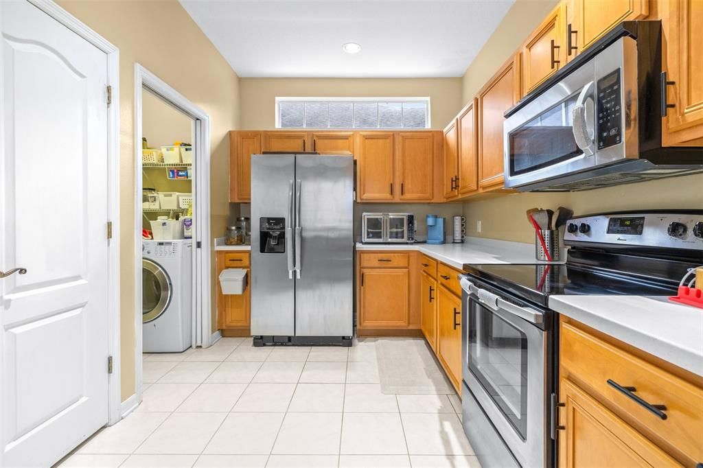 For Sale: $349,000 (4 beds, 2 baths, 1823 Square Feet)