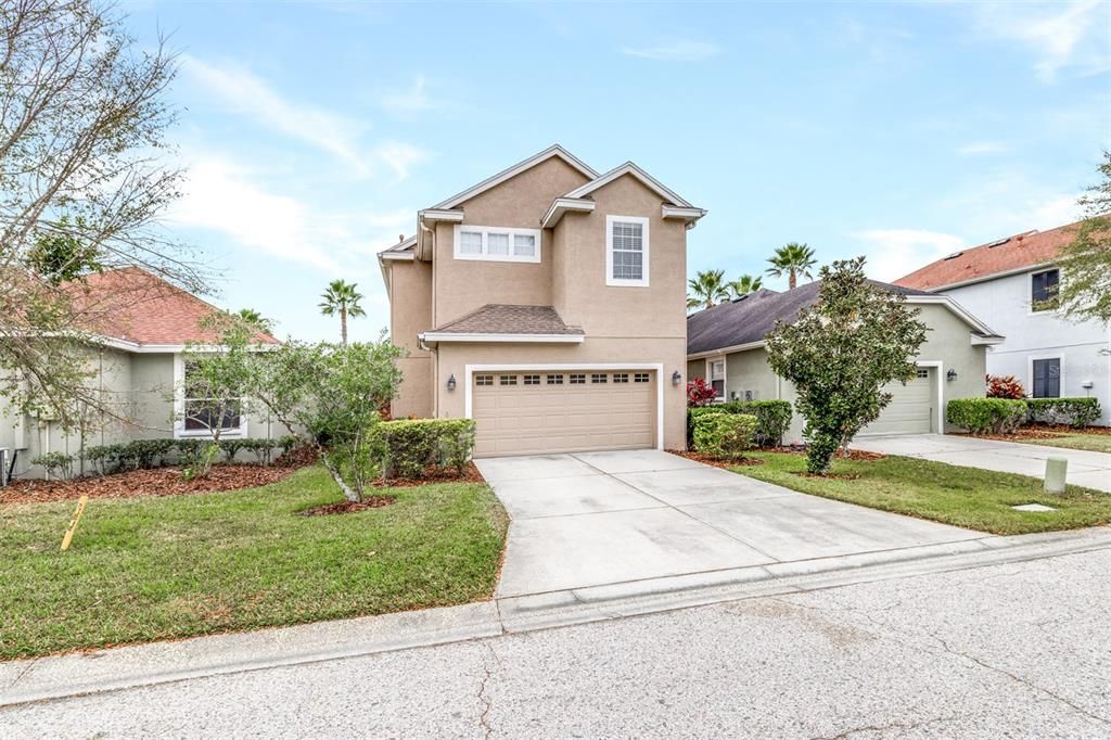 For Sale: $349,000 (4 beds, 2 baths, 1823 Square Feet)