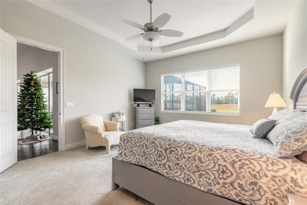 En Venta: $769,000 (3 camas, 3 baños, 2536 Pies cuadrados)