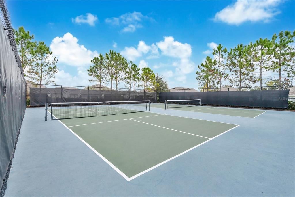 На продажу: $535,000 (3 спален, 2 ванн, 1964 Квадратных фут)