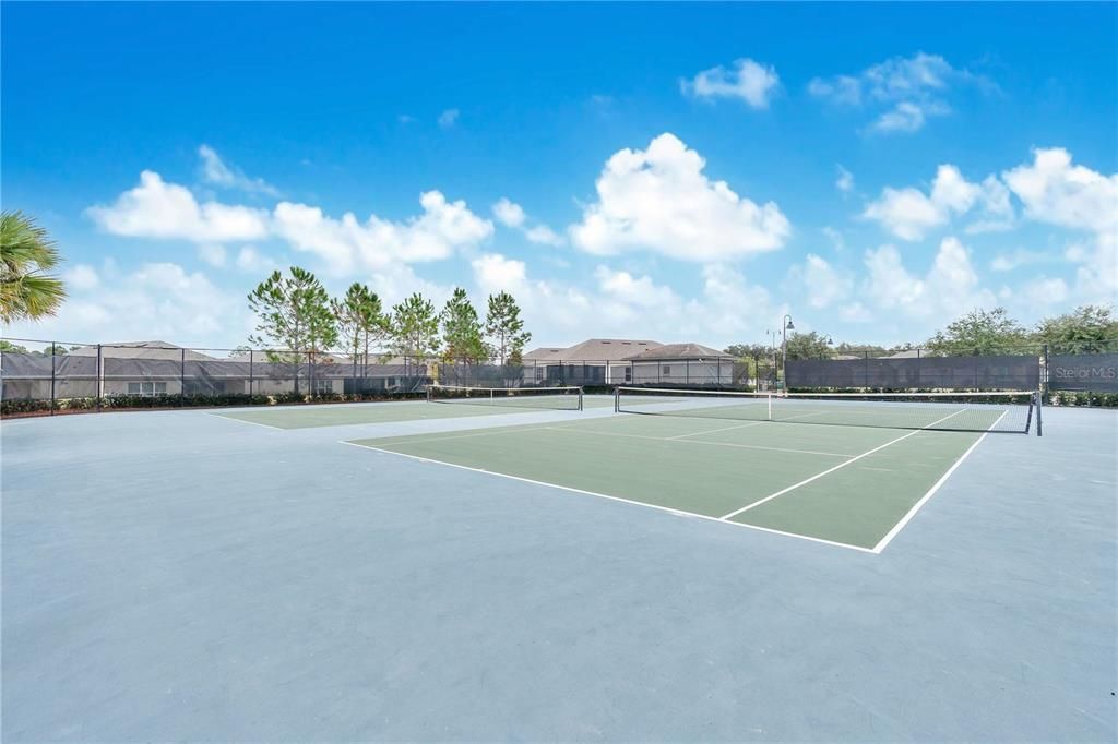 На продажу: $535,000 (3 спален, 2 ванн, 1964 Квадратных фут)