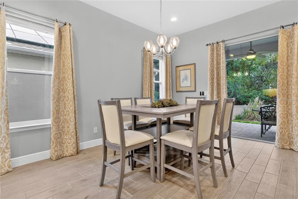 На продажу: $535,000 (3 спален, 2 ванн, 1964 Квадратных фут)