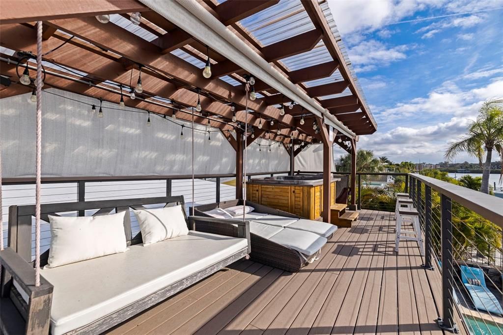 For Sale: $2,050,000 (3 beds, 2 baths, 2444 Square Feet)