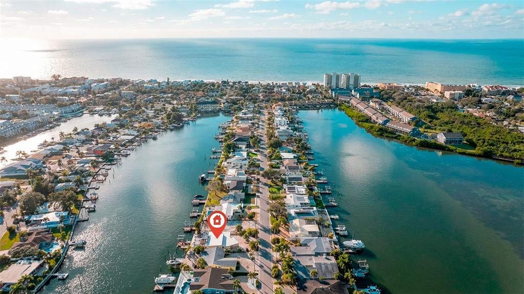 For Sale: $2,050,000 (3 beds, 2 baths, 2444 Square Feet)