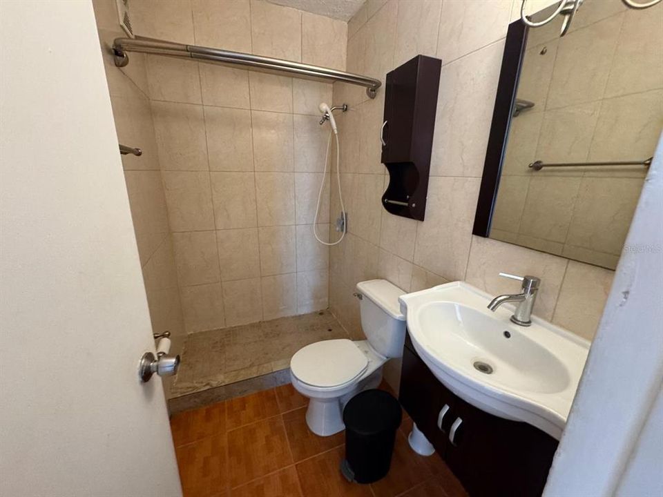 В аренду: $1,900 (2 спален, 2 ванн, 1200 Квадратных фут)