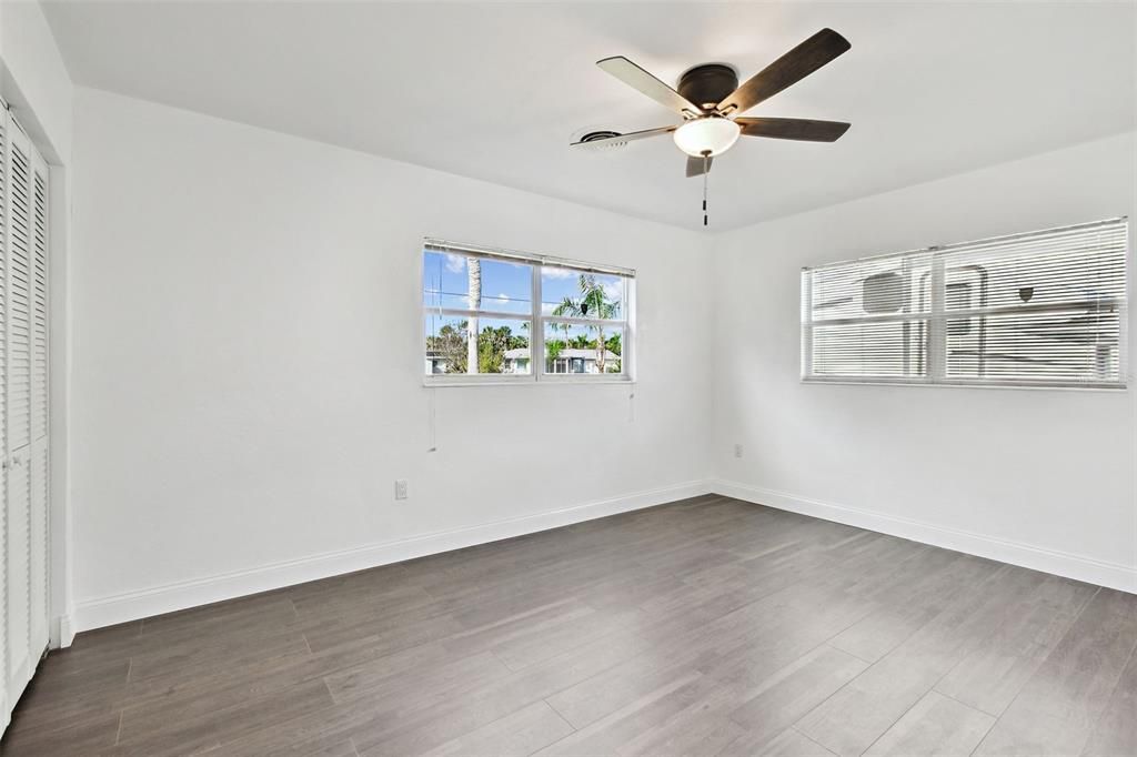 待售: $595,000 (2 贝兹, 2 浴室, 1400 平方英尺)