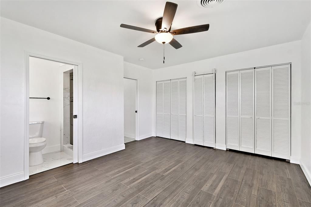 待售: $595,000 (2 贝兹, 2 浴室, 1400 平方英尺)