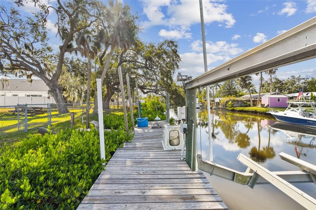 待售: $595,000 (2 贝兹, 2 浴室, 1400 平方英尺)