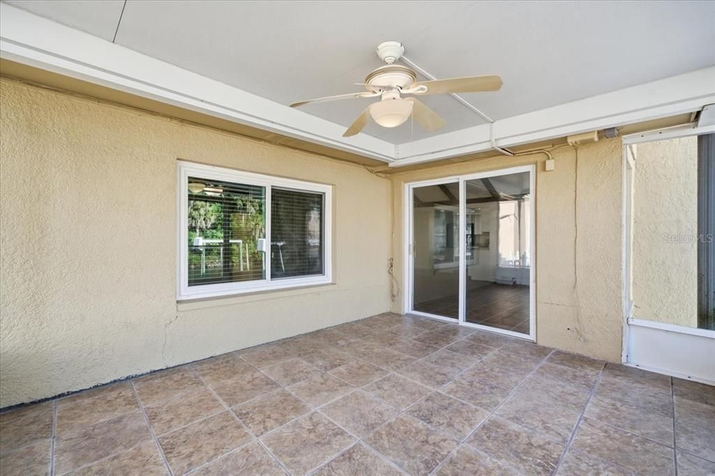 For Rent: $2,400 (3 beds, 1 baths, 1524 Square Feet)