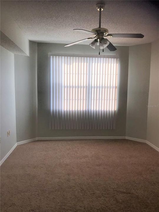 For Rent: $1,200 (1 beds, 1 baths, 643 Square Feet)