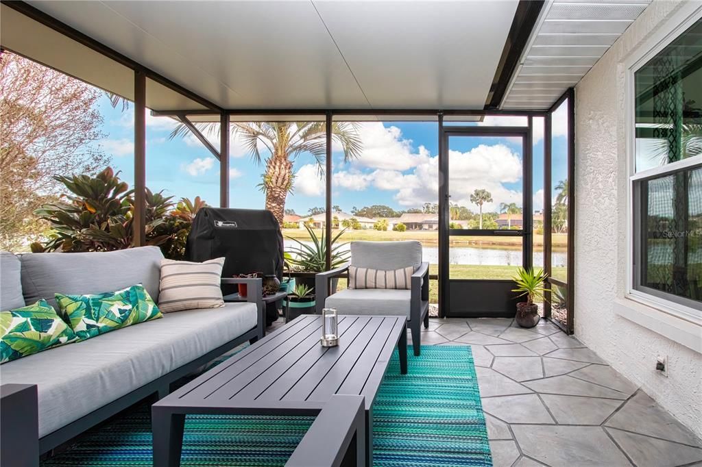 На продажу: $369,900 (2 спален, 2 ванн, 1860 Квадратных фут)