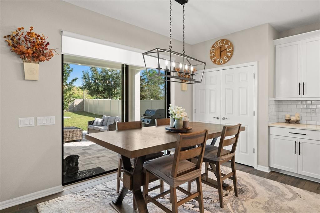 En Venta: $750,000 (4 camas, 3 baños, 2952 Pies cuadrados)