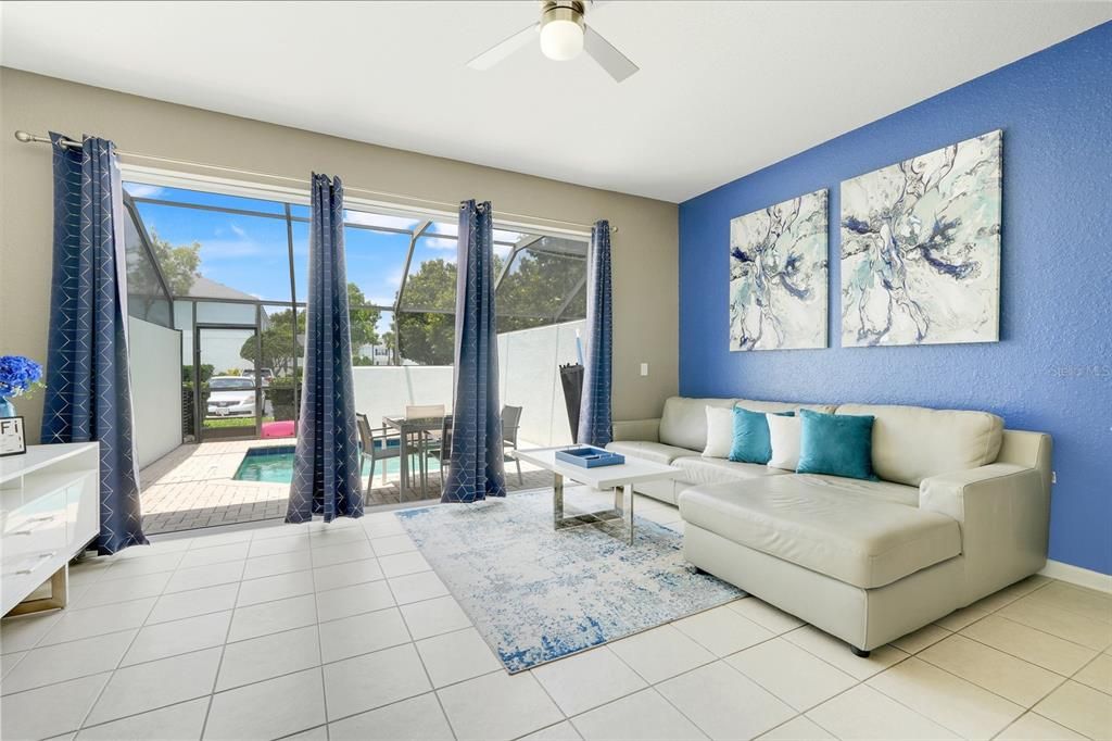 For Sale: $429,000 (3 beds, 3 baths, 1440 Square Feet)