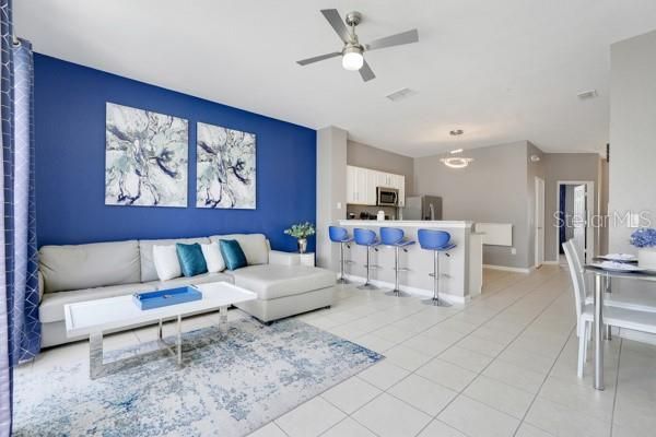 For Sale: $429,000 (3 beds, 3 baths, 1440 Square Feet)