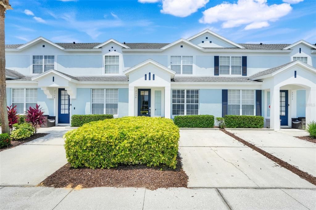 For Sale: $429,000 (3 beds, 3 baths, 1440 Square Feet)