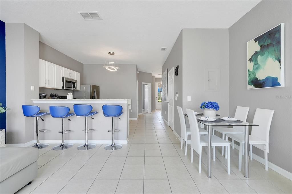 For Sale: $429,000 (3 beds, 3 baths, 1440 Square Feet)