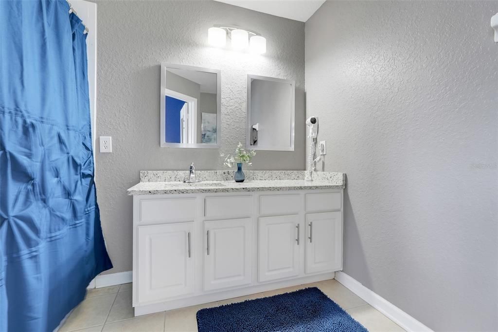 For Sale: $429,000 (3 beds, 3 baths, 1440 Square Feet)