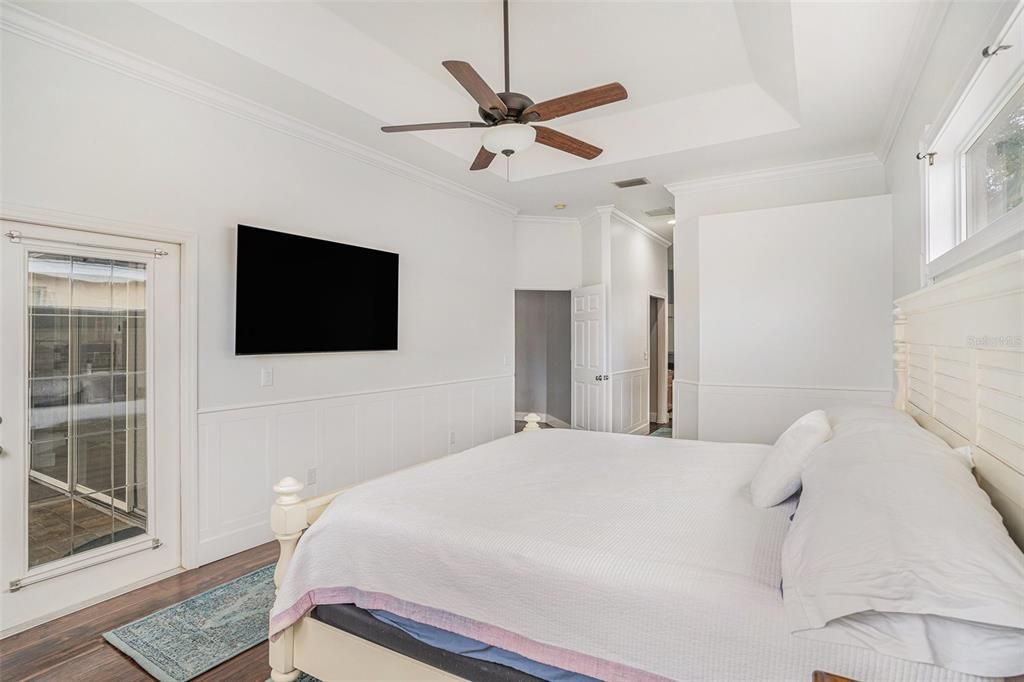 For Sale: $560,000 (4 beds, 3 baths, 2437 Square Feet)