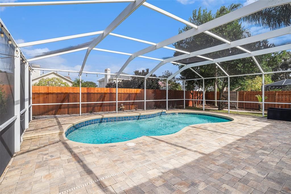 For Sale: $560,000 (4 beds, 3 baths, 2437 Square Feet)