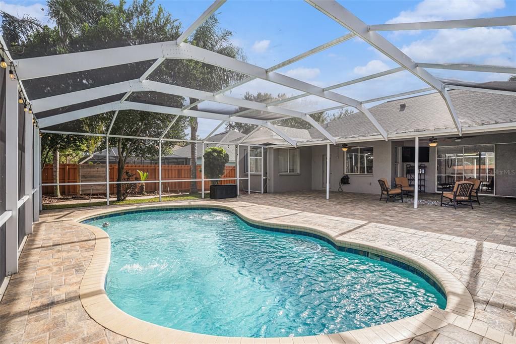 For Sale: $560,000 (4 beds, 3 baths, 2437 Square Feet)