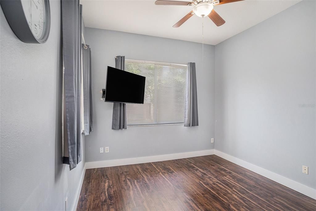 For Sale: $560,000 (4 beds, 3 baths, 2437 Square Feet)