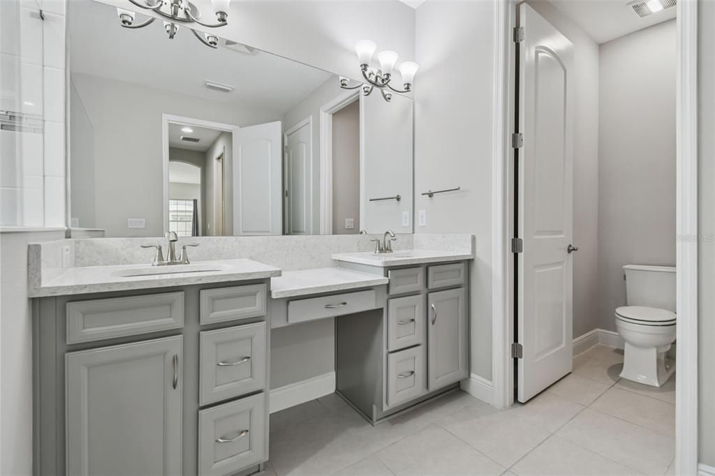 For Sale: $599,900 (4 beds, 3 baths, 2543 Square Feet)