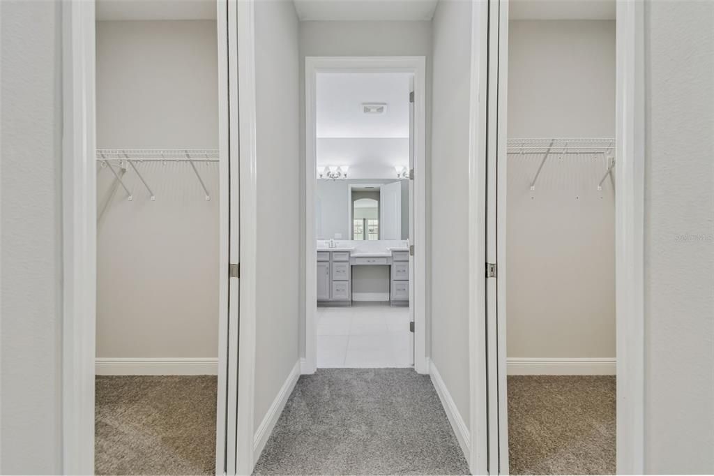 For Sale: $599,900 (4 beds, 3 baths, 2543 Square Feet)