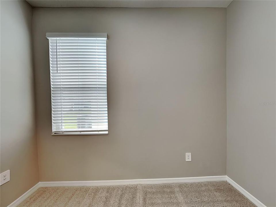 En Renta: $2,129 (4 camas, 2 baños, 1851 Pies cuadrados)