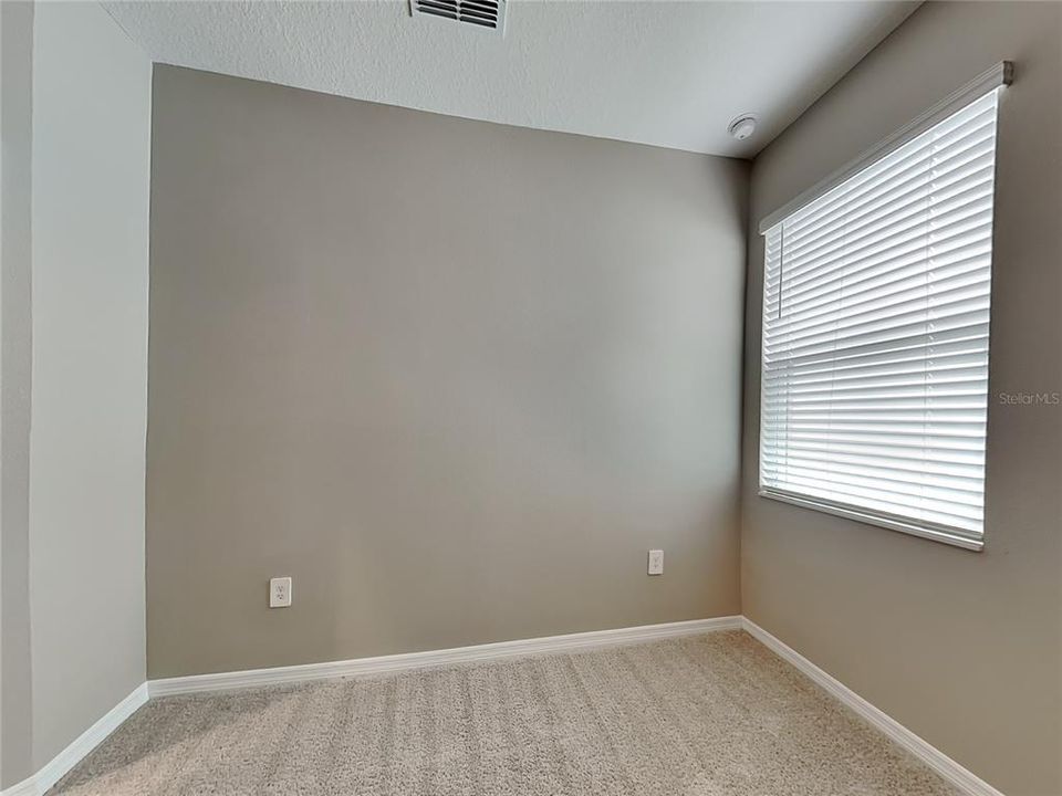 En Renta: $2,129 (4 camas, 2 baños, 1851 Pies cuadrados)