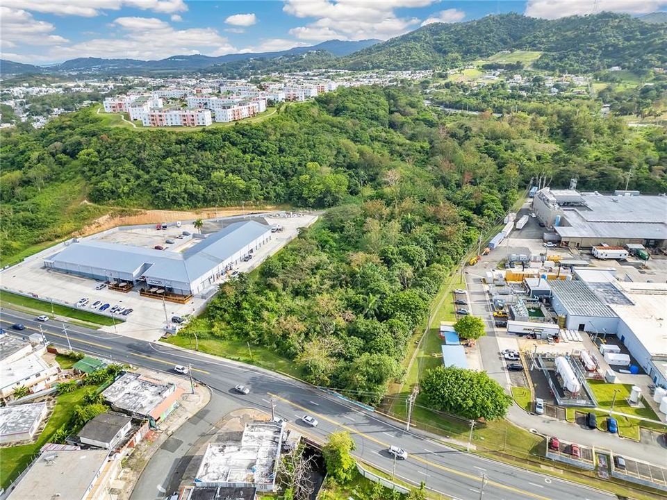 En Venta: $650,000 (0.36 acres)