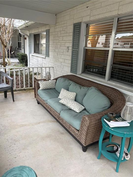 待售: $178,900 (2 贝兹, 2 浴室, 1409 平方英尺)