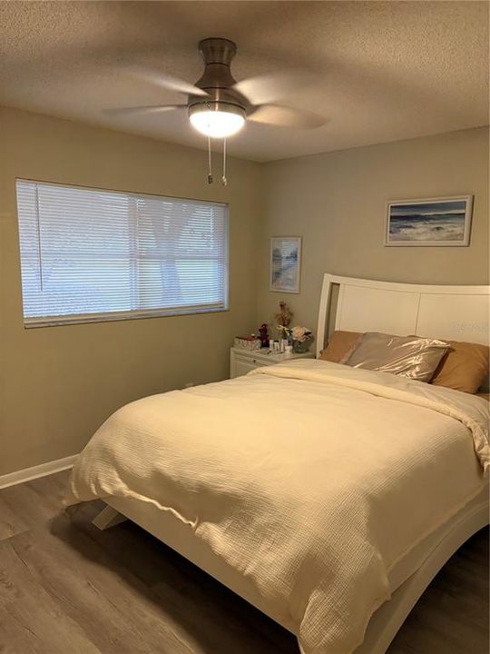 待售: $178,900 (2 贝兹, 2 浴室, 1409 平方英尺)