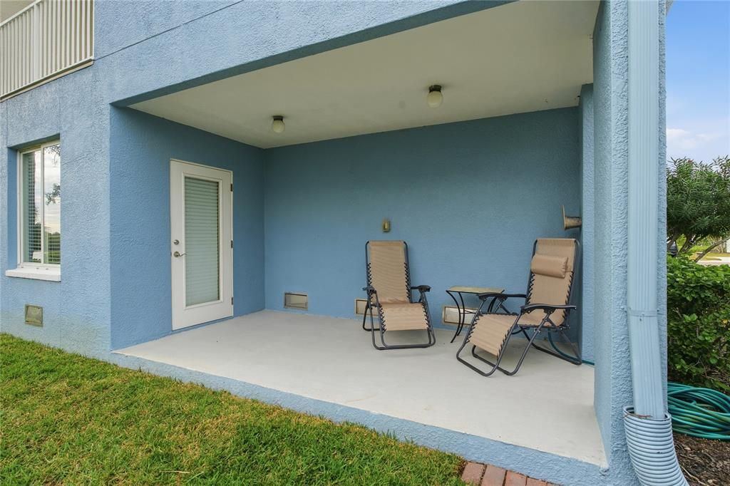 For Sale: $749,900 (3 beds, 3 baths, 2600 Square Feet)