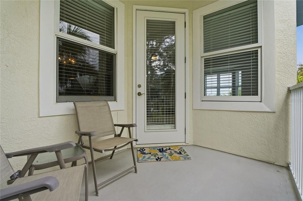 For Sale: $749,900 (3 beds, 3 baths, 2600 Square Feet)