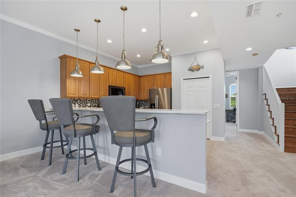 For Sale: $749,900 (3 beds, 3 baths, 2600 Square Feet)