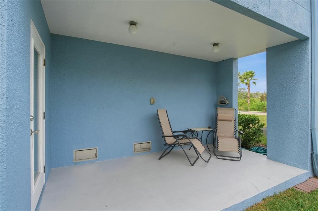 For Sale: $749,900 (3 beds, 3 baths, 2600 Square Feet)