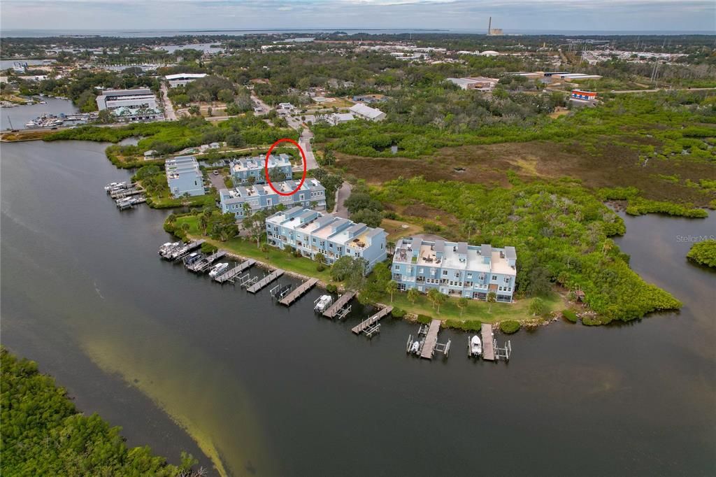 For Sale: $749,900 (3 beds, 3 baths, 2600 Square Feet)