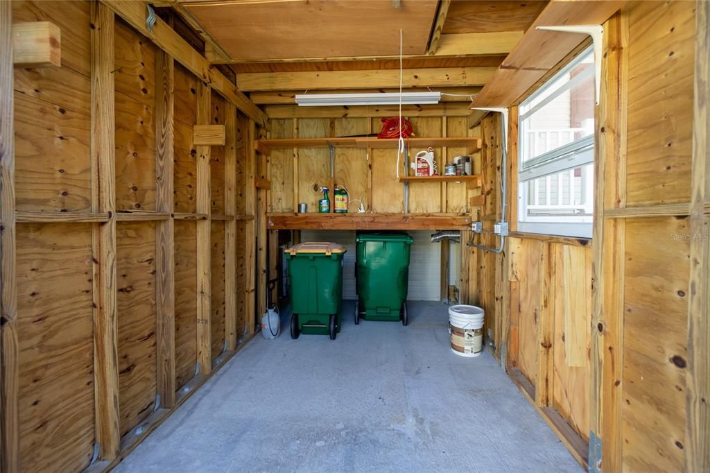 For Sale: $195,000 (2 beds, 2 baths, 1389 Square Feet)