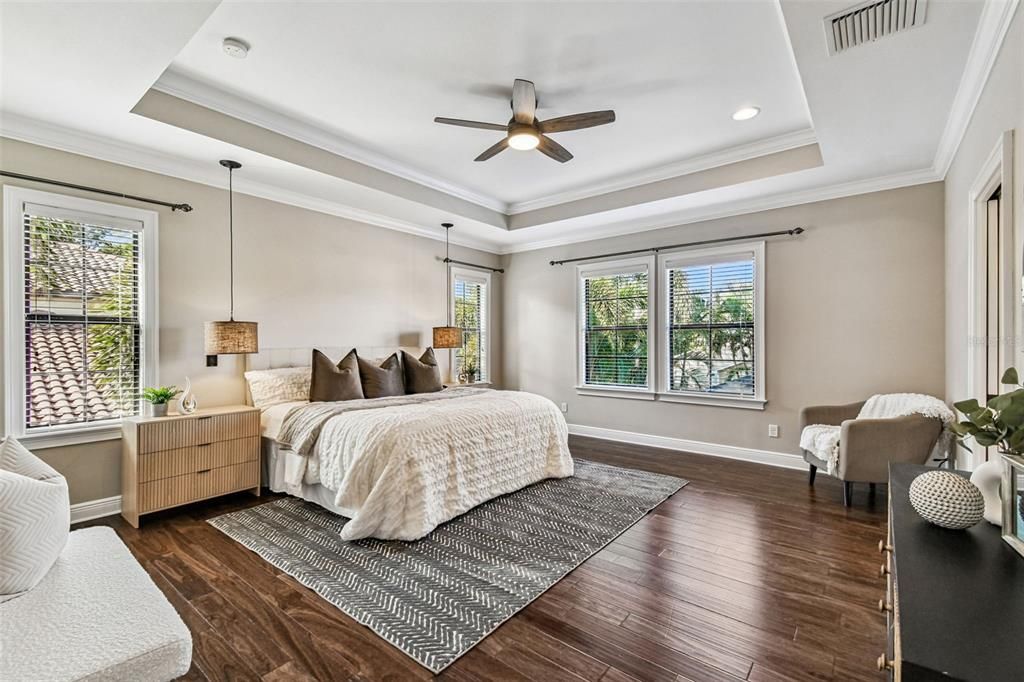 待售: $1,800,000 (4 贝兹, 3 浴室, 3382 平方英尺)