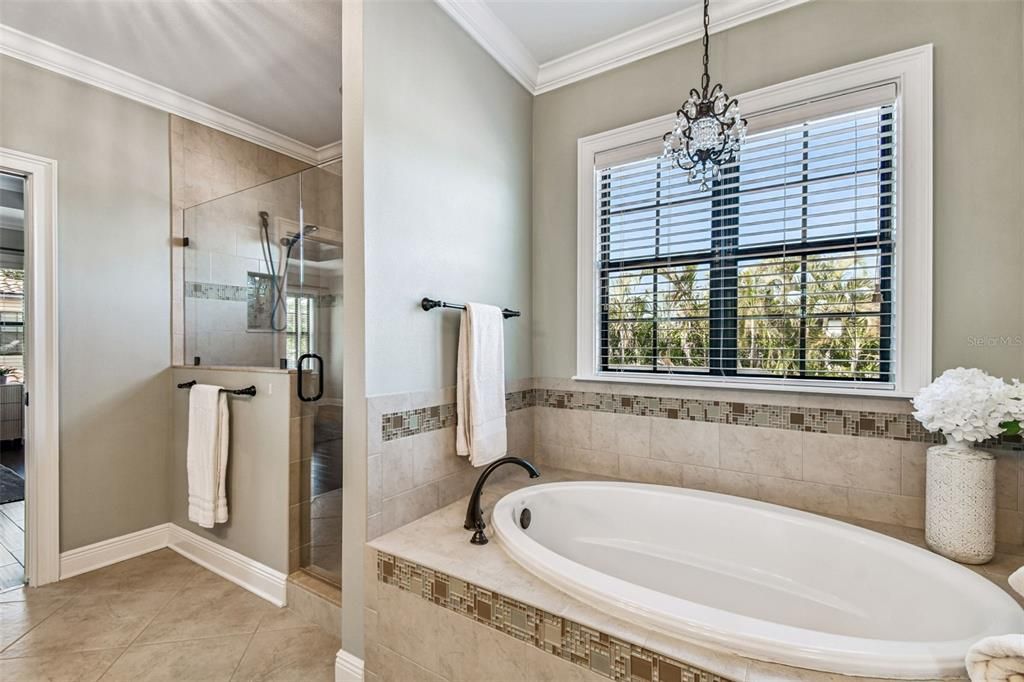 待售: $1,800,000 (4 贝兹, 3 浴室, 3382 平方英尺)