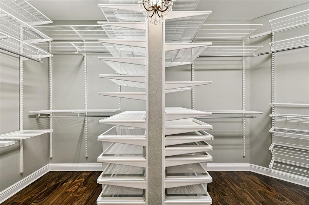 待售: $1,800,000 (4 贝兹, 3 浴室, 3382 平方英尺)