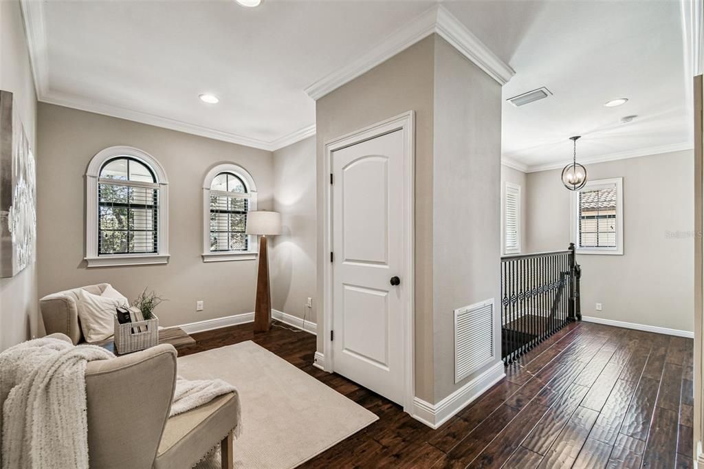 待售: $1,800,000 (4 贝兹, 3 浴室, 3382 平方英尺)