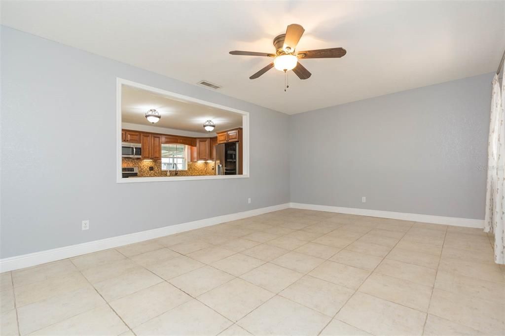 For Rent: $3,300 (4 beds, 2 baths, 1490 Square Feet)