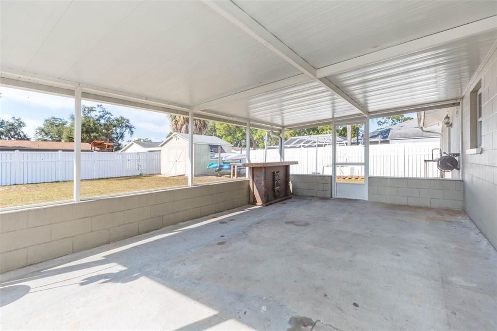 For Rent: $3,300 (4 beds, 2 baths, 1490 Square Feet)